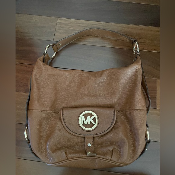 Leather Michael Kors purse - Picture 4 of 5